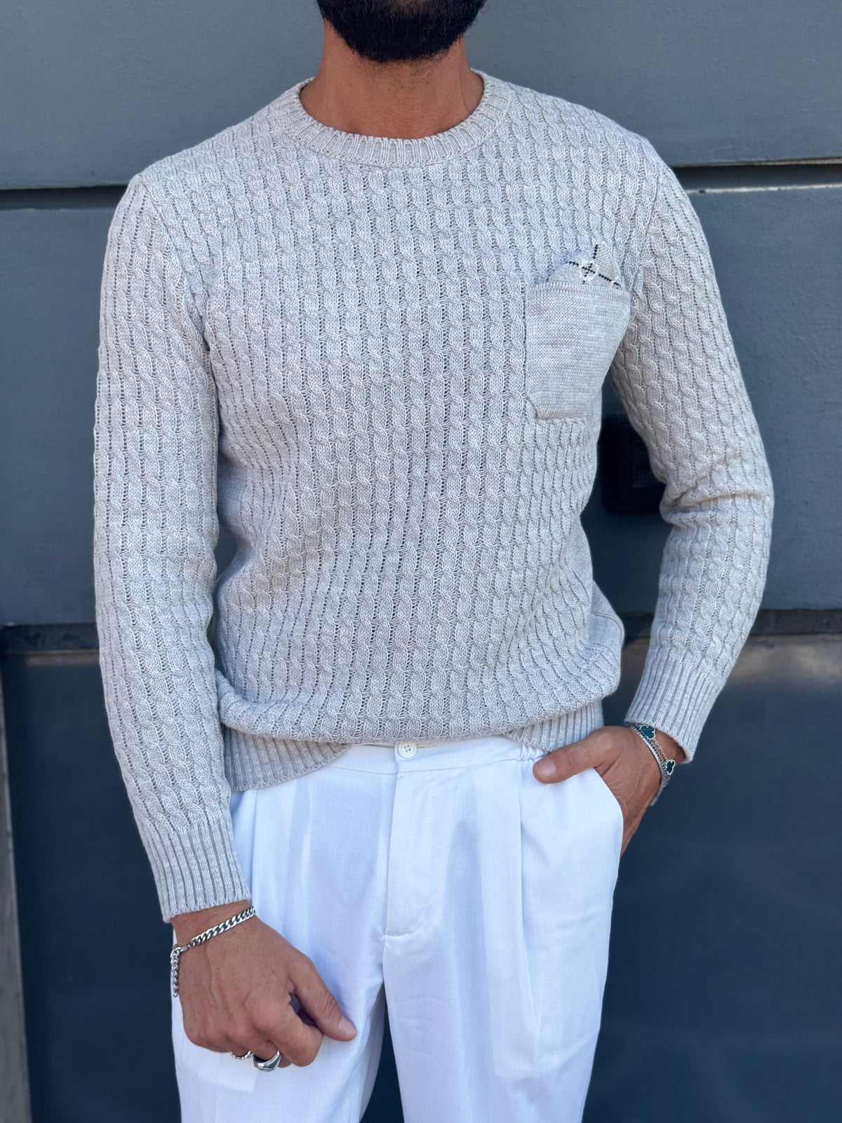 MAGLIA GIROCOLLO LANA CON TASCHINO E POSCETTE